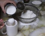 Foto del paso 1 de la receta: PrePizza casera!!🍕🍕