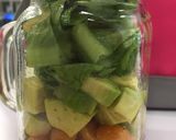 Foto del paso 6 de la receta: Ensalada de aguacate y uchuvas