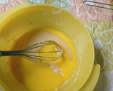 Foto langkah ke 4 dari resep Bolu sarang semut (bolu karamel) panggang tanpa oven.