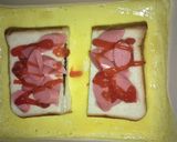 Foto langkah ke 2 dari resep Sandwich Sosis Telur.