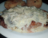 Foto del paso 5 de la receta: Bife de chorizo con salsa de champiñones y queso roquefort