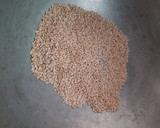 તલની ચીક્કી (Til Chikki Recipe In Gujarati) રેસીપી સ્ટેપ1ફોટો