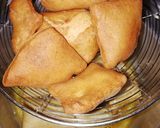 A picture of step 4 of Cinnamon mandazi.
