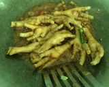 Foto langkah ke 3 dari resep Ceker bumbu kecap pedas.