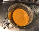 Une image de l'étape 6 de Sauce salade aux tomates séchées,moutarde de Dijon et vinaigre de vin.