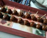 Foto langkah ke 3 dari resep Bola-Bola Biskuit 🌸.