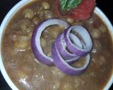 A picture of step 6 of Matar ke chole.