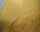 A picture of step 4 of Semolina mango cake.