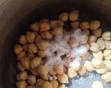 A picture of step 1 of Kabuli Chana apple salad.