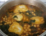Foto del paso 9 de la receta: Garbanzos con espinacas, bacalao y extra de majado