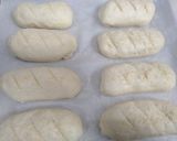 Foto langkah ke 9 dari resep Roti Smoked Beef and Cheese.