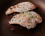 Foto del paso 16 de la receta: Bocadillo de filetes de pollo marinados, en salsa thai