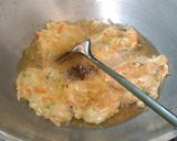 Foto langkah ke 4 dari resep Bakwan sayur (garing di luar,embuk di dalam).