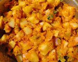 A picture of step 3 of Aloo pakoda.