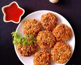 A picture of step 6 of Peri Peri mushroom oats fritters.