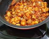 Foto langkah ke 7 dari resep Sambal goreng hati sapi kentang.