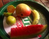 A picture of step 1 of Fresh Fruit Juice.