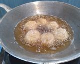 Foto langkah ke 7 dari resep Bola Kentang Keju.