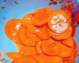 Hình bước làm 1 của món Hoa hồng mừng ngày 8/3