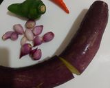 Foto langkah ke 1 dari resep Tumis Terong Cabe Gendot.