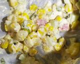 A picture of step 2 of Cheese Khakhra Chaat.