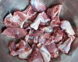 A picture of step 1 of Mutton gravy.