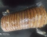 A picture of step 2 of Monaco biscuit sandwich.