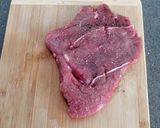 A picture of step 1 of Beef Steak with Mustard Sauce.