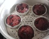 Foto langkah ke 5 dari resep Choco Banana Muffin (no mixer, no oven).