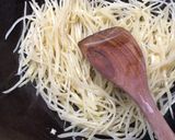 รูปขั้นตอนการทำที่ 3 ของ มันฝรั่งผัดไข่เค็ม