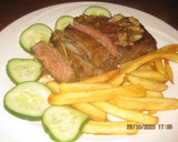 Foto del paso 5 de la receta: Bistec de Res término medio al ajo, mantequilla y romero
