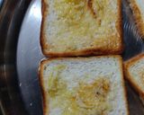गार्लिक ब्रेेड टोस्ट (garlic bread toast recipe in marathi) रेसिपी स्टेप 4 फोटो