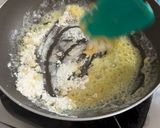 Foto langkah ke 3 dari resep Beef Mushroom Baked Rice.