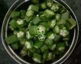 A picture of step 1 of Bhindi.