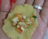 Foto langkah ke 5 dari resep Kroket kentang isi ayam.