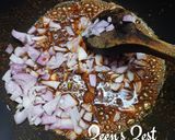 A picture of step 3 of Lahori Chikkad/Chikkar Chole.