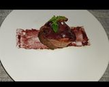 Foto del paso 9 de la receta: Medallón de res alvarado en salsa de vino tinto