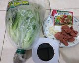 Foto langkah ke 1 dari resep Pakcoy Sosis Saus Tiram.