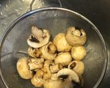 A picture of step 1 of Tandoori Mushrooms.