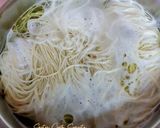 Foto langkah ke 1 dari resep 246. Sup Mie Asin Bakso (Menu Sehat Protein Hewani).
