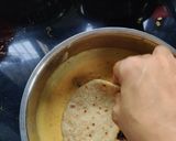 A picture of step 2 of Roti cheela.