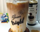 Foto langkah ke 4 dari resep Kopi Aren Oat Latte.