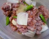 A picture of step 1 of Kofta Curry.