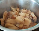 三層肉紅燒筍子的食譜步驟3照片