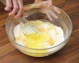 Málnás joghurtos muffin recept fázis 2 fotója