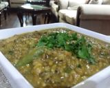 A picture of step 4 of Moong daal with chicken.