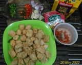 Foto langkah ke 2 dari resep Tumis Tahu Putih,Telur Saos Tiram Daun Jeruk.