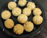 A picture of step 5 of Lilva Kachori ગુજરાતી લીલવા કચોરી લીલી તુવેરની કચોરી.