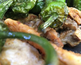 Foto del paso 4 de la receta: Lomo con rovellons o champiñones 🍄 y pimientos del Padrón😋