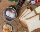 Foto langkah ke 1 dari resep EGG & CHEESE TOAST.